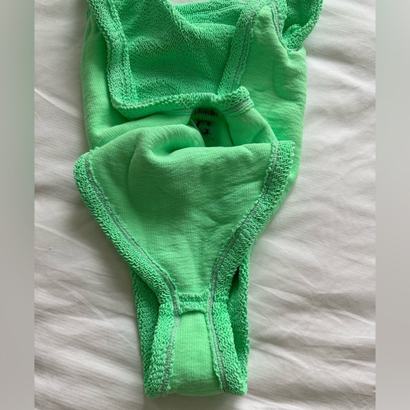 Hunza G Square Neck One-Piece - Lime 💚 - Picture 5 of 7